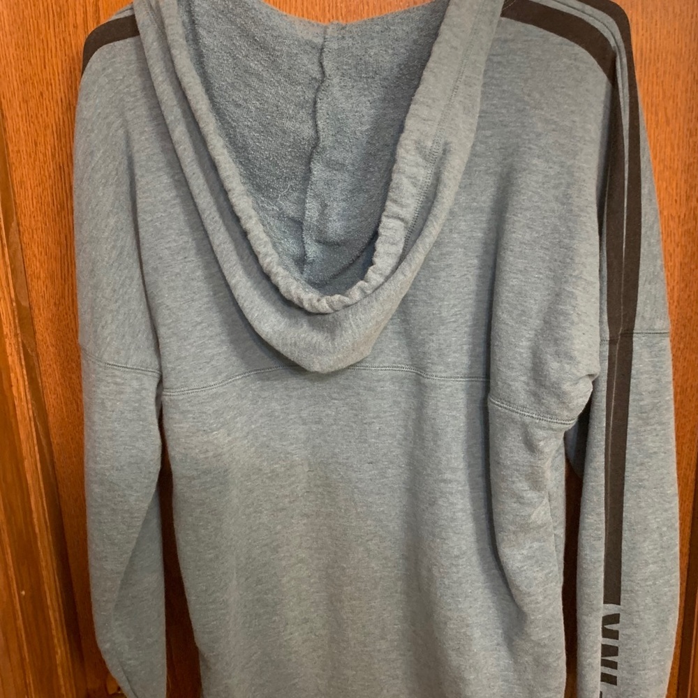 Victoria Secret Hoodie Wmn’s Sz S PINK Logo - Picture 2 of 2